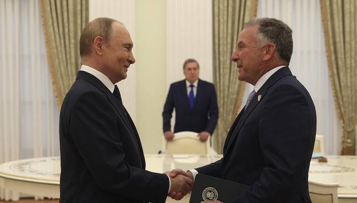 怎么申请皇冠信用网_普京与美特使聊了3小时之后怎么申请皇冠信用网，特朗普决定用50%的关税惩罚印度